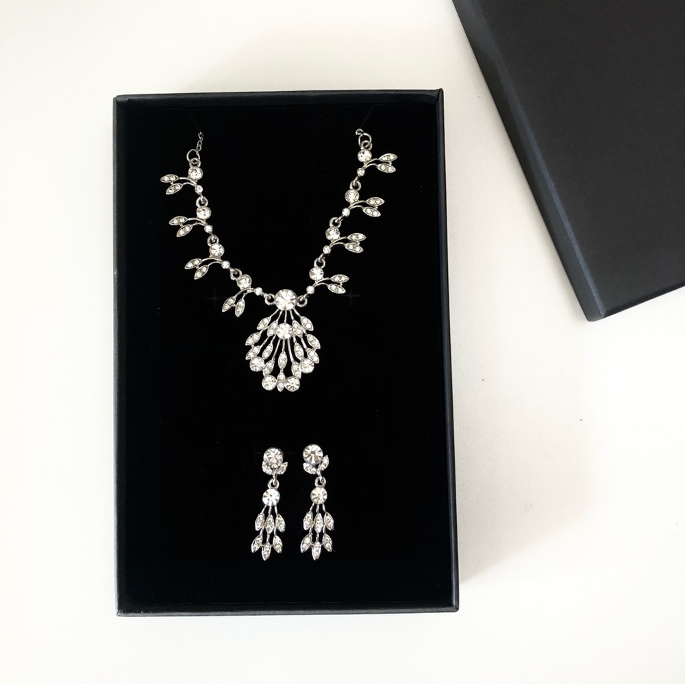 Stunning wedding bridal jewelry set - silver diamond cz necklace and earrings